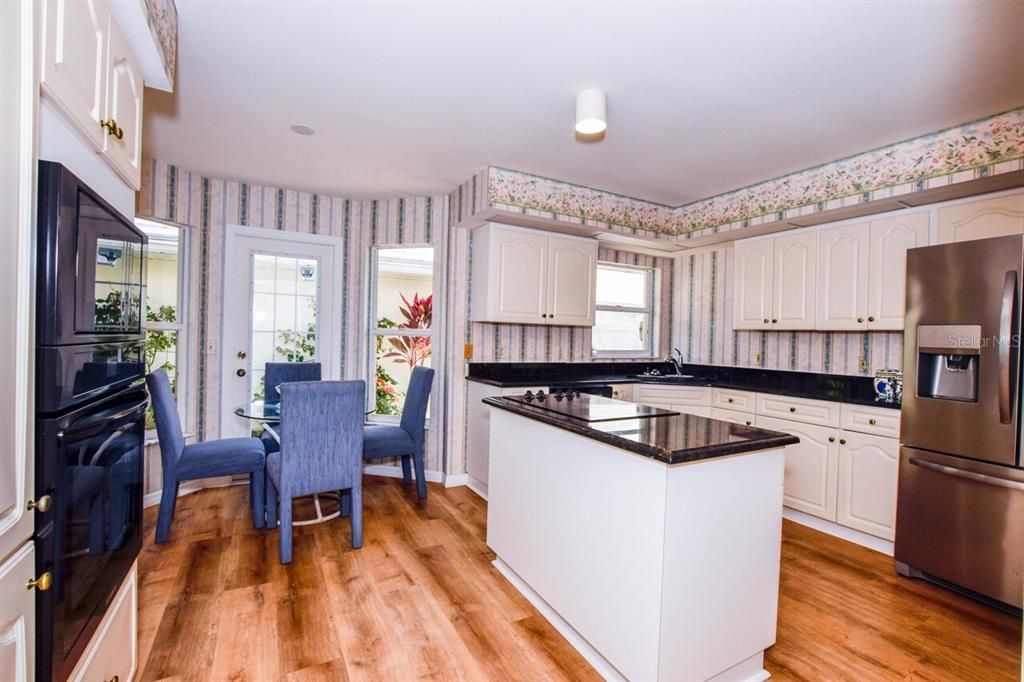 En Venta: $389,000 (2 camas, 2 baños, 1531 Pies cuadrados)