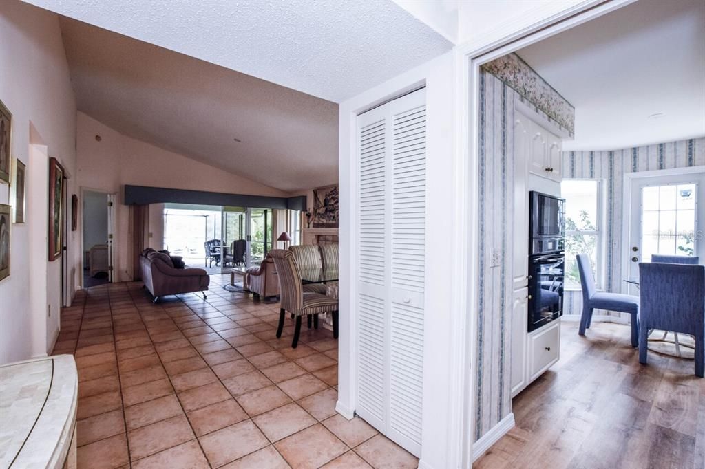 En Venta: $389,000 (2 camas, 2 baños, 1531 Pies cuadrados)