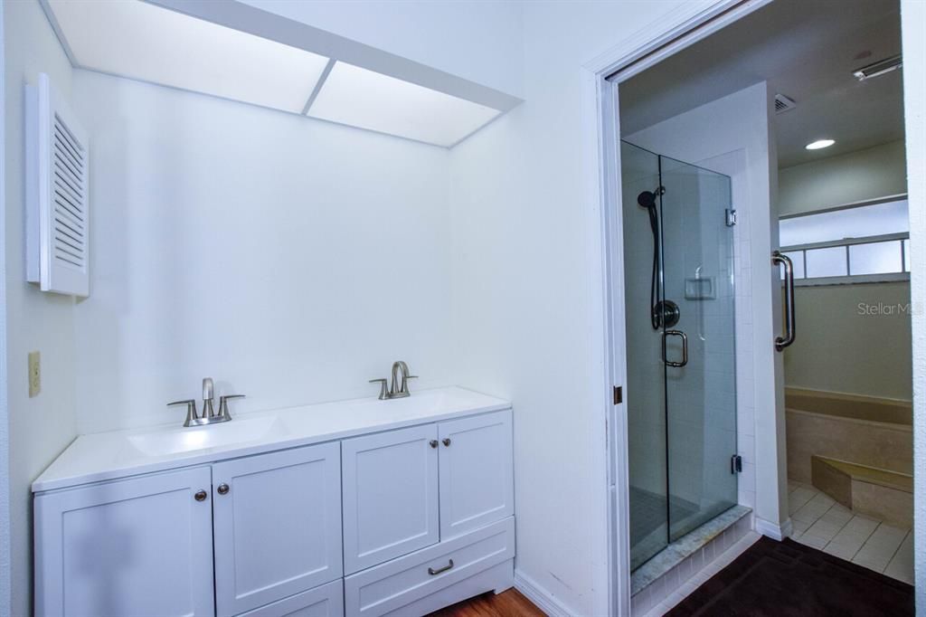 En Venta: $389,000 (2 camas, 2 baños, 1531 Pies cuadrados)