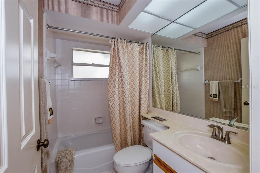 En Venta: $389,000 (2 camas, 2 baños, 1531 Pies cuadrados)