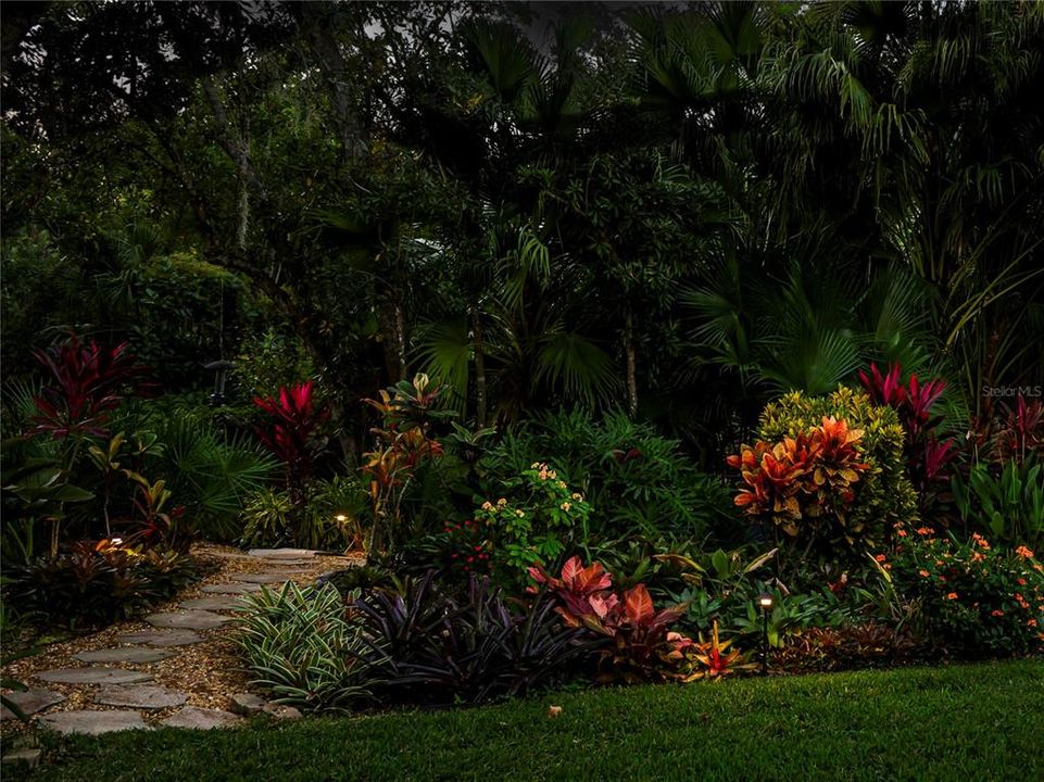 En Venta: $665,000 (3 camas, 2 baños, 2207 Pies cuadrados)