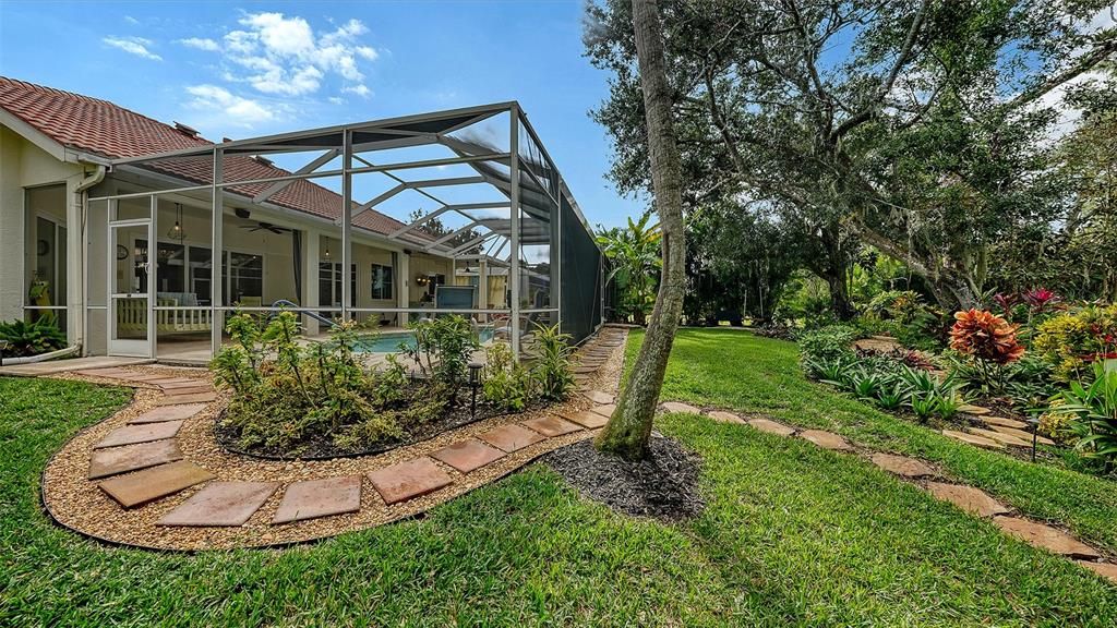 En Venta: $665,000 (3 camas, 2 baños, 2207 Pies cuadrados)