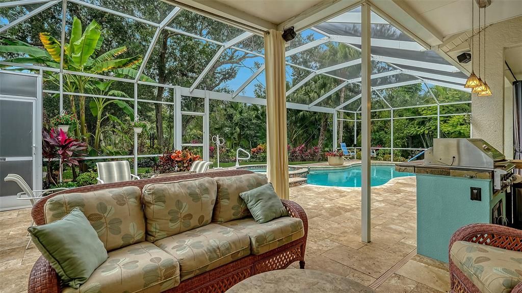 En Venta: $665,000 (3 camas, 2 baños, 2207 Pies cuadrados)