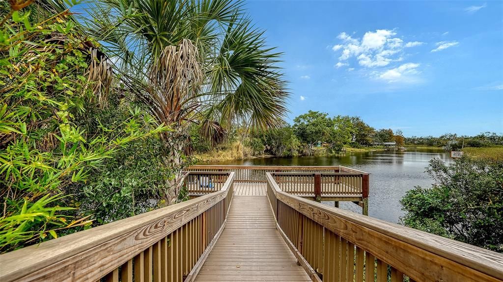 En Venta: $665,000 (3 camas, 2 baños, 2207 Pies cuadrados)