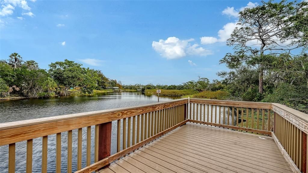 En Venta: $665,000 (3 camas, 2 baños, 2207 Pies cuadrados)