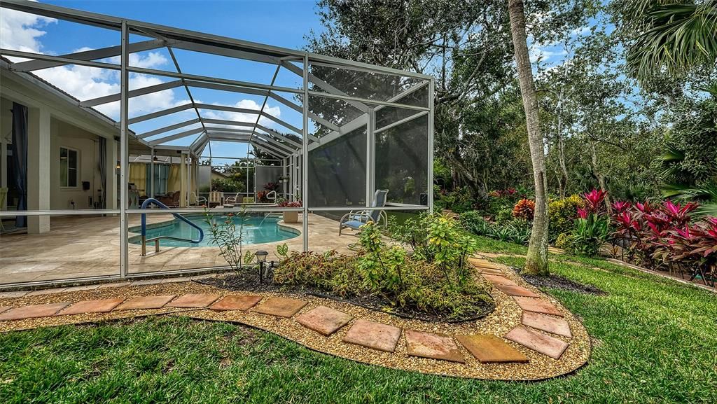 En Venta: $665,000 (3 camas, 2 baños, 2207 Pies cuadrados)