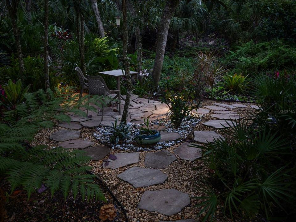 En Venta: $665,000 (3 camas, 2 baños, 2207 Pies cuadrados)