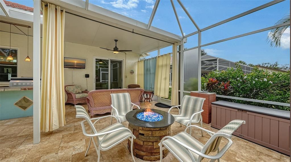 En Venta: $665,000 (3 camas, 2 baños, 2207 Pies cuadrados)