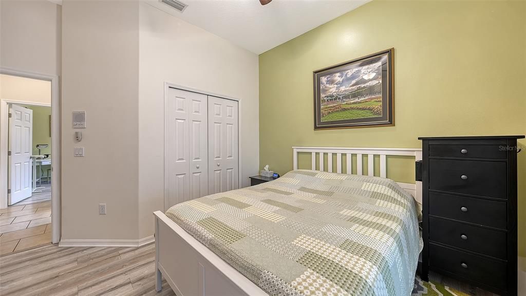 En Venta: $665,000 (3 camas, 2 baños, 2207 Pies cuadrados)