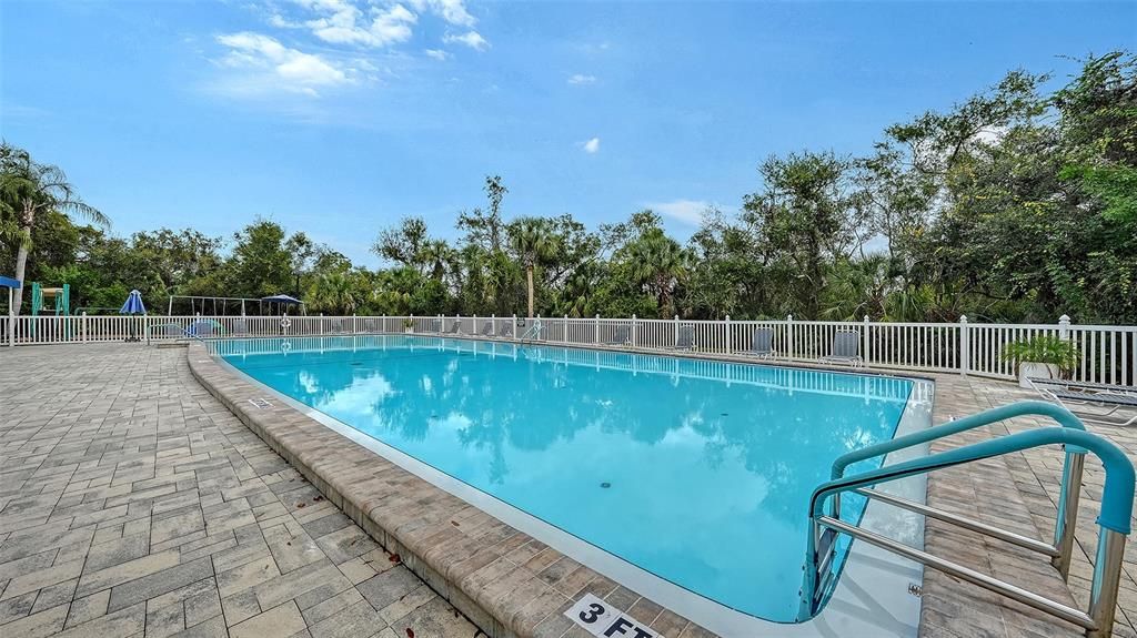 En Venta: $665,000 (3 camas, 2 baños, 2207 Pies cuadrados)