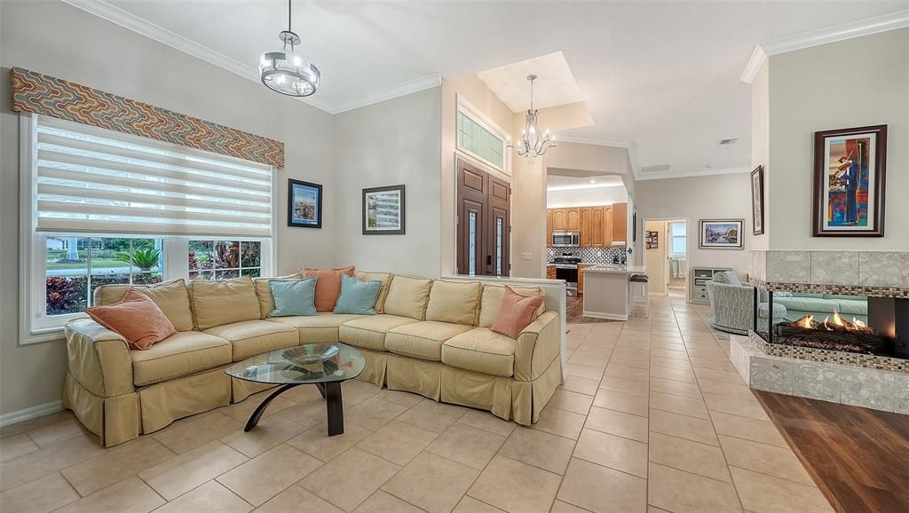 En Venta: $665,000 (3 camas, 2 baños, 2207 Pies cuadrados)