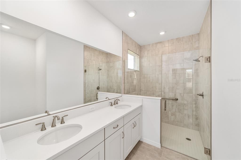 For Sale: $289,000 (2 beds, 2 baths, 1343 Square Feet)