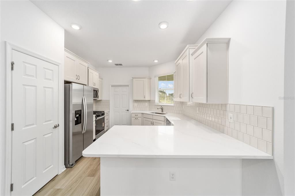 For Sale: $289,000 (2 beds, 2 baths, 1343 Square Feet)