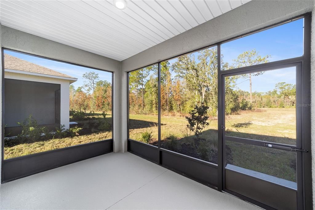 For Sale: $289,000 (2 beds, 2 baths, 1343 Square Feet)