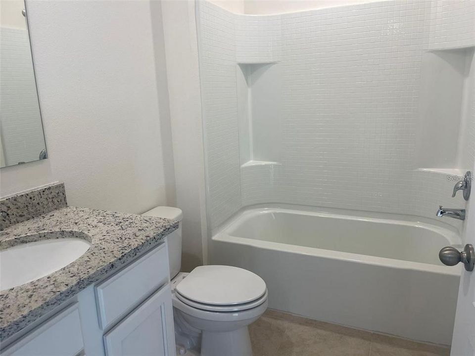 En Venta: $346,000 (2 camas, 2 baños, 1601 Pies cuadrados)