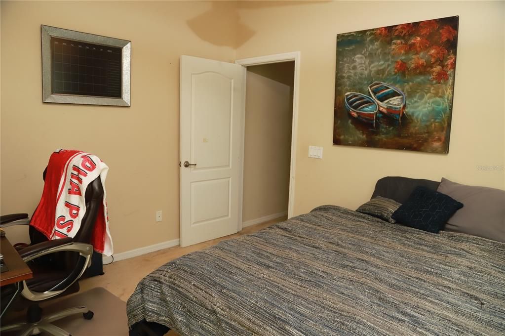 На продажу: $320,000 (3 спален, 2 ванн, 1372 Квадратных фут)