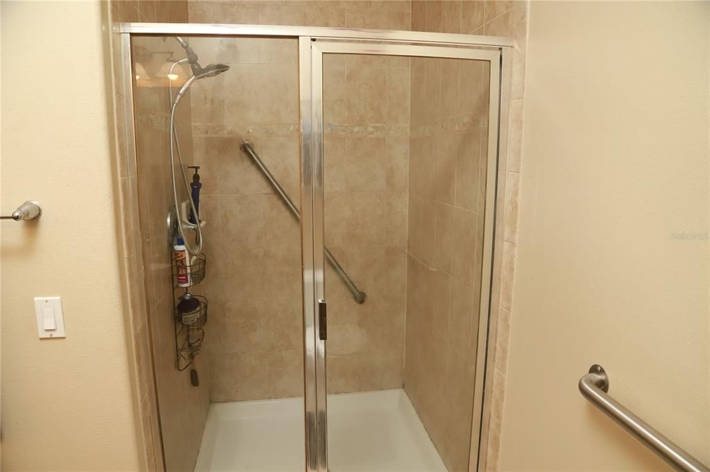 На продажу: $320,000 (3 спален, 2 ванн, 1372 Квадратных фут)