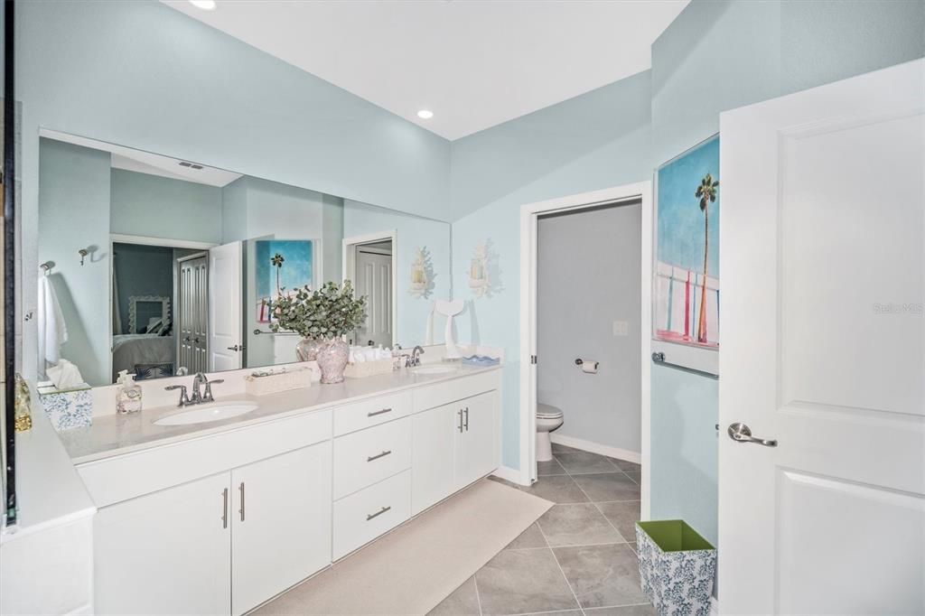 В аренду: $8,000 (3 спален, 2 ванн, 2294 Квадратных фут)