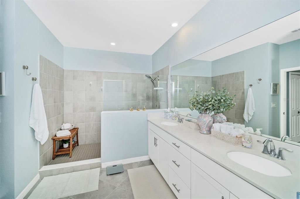 В аренду: $8,000 (3 спален, 2 ванн, 2294 Квадратных фут)