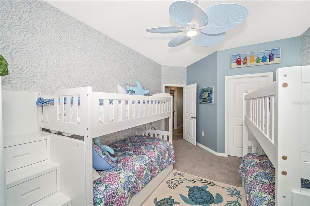 В аренду: $8,000 (3 спален, 2 ванн, 2294 Квадратных фут)