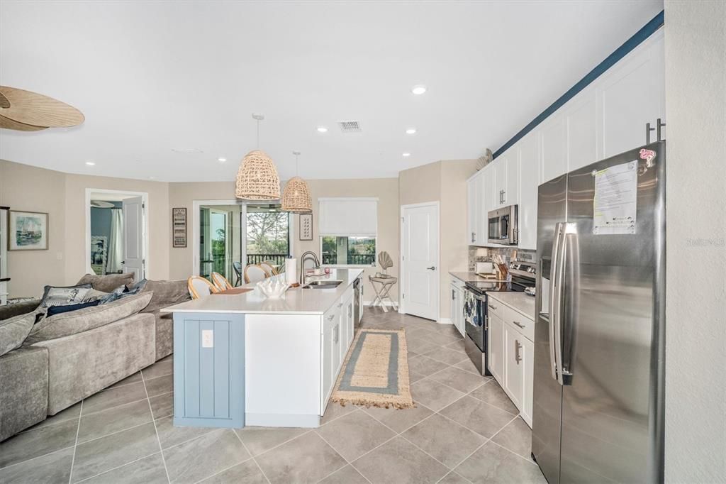 В аренду: $8,000 (3 спален, 2 ванн, 2294 Квадратных фут)