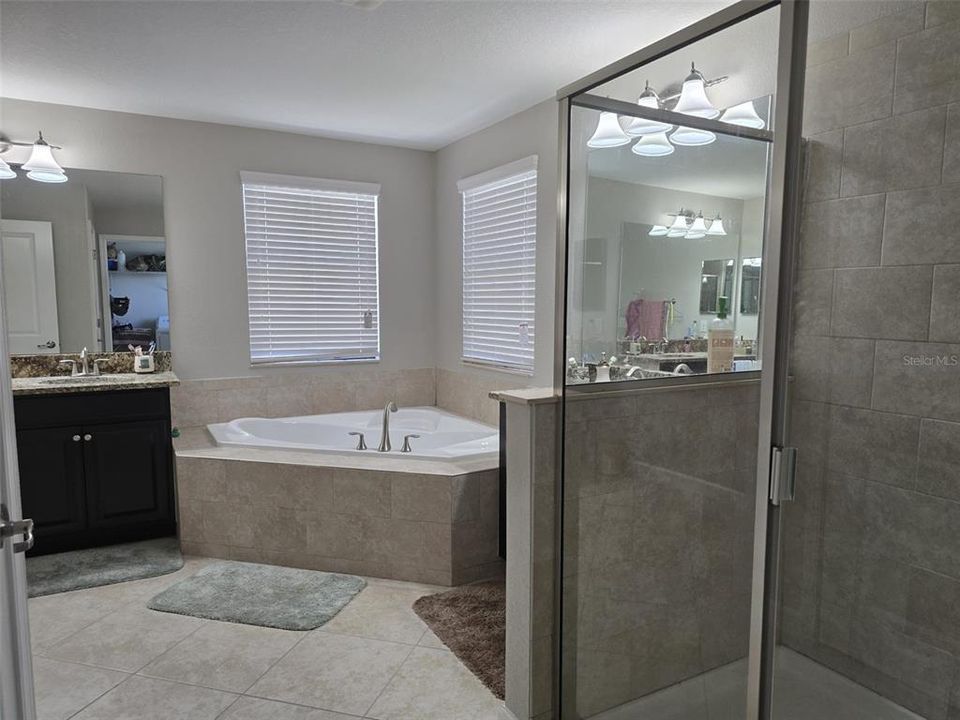 En Renta: $3,600 (5 camas, 3 baños, 3291 Pies cuadrados)