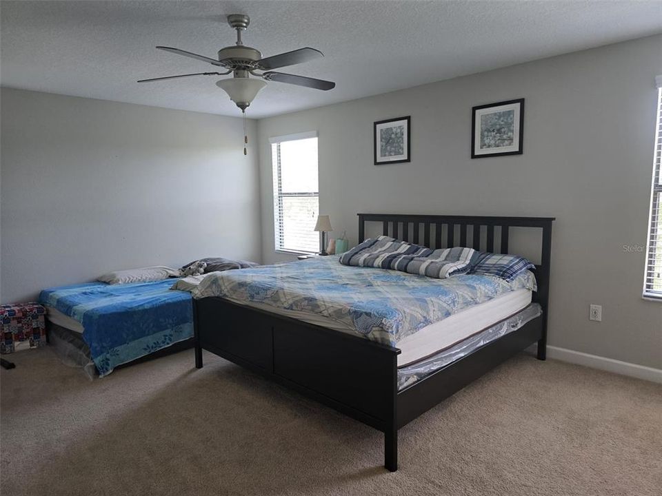 En Renta: $3,600 (5 camas, 3 baños, 3291 Pies cuadrados)