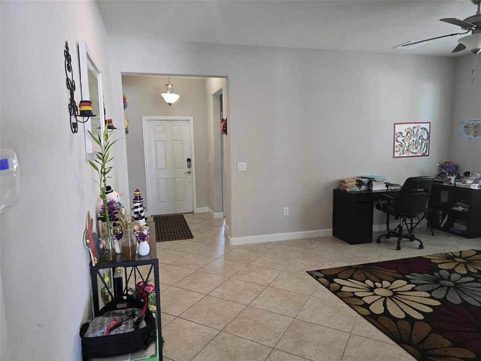 En Renta: $3,600 (5 camas, 3 baños, 3291 Pies cuadrados)