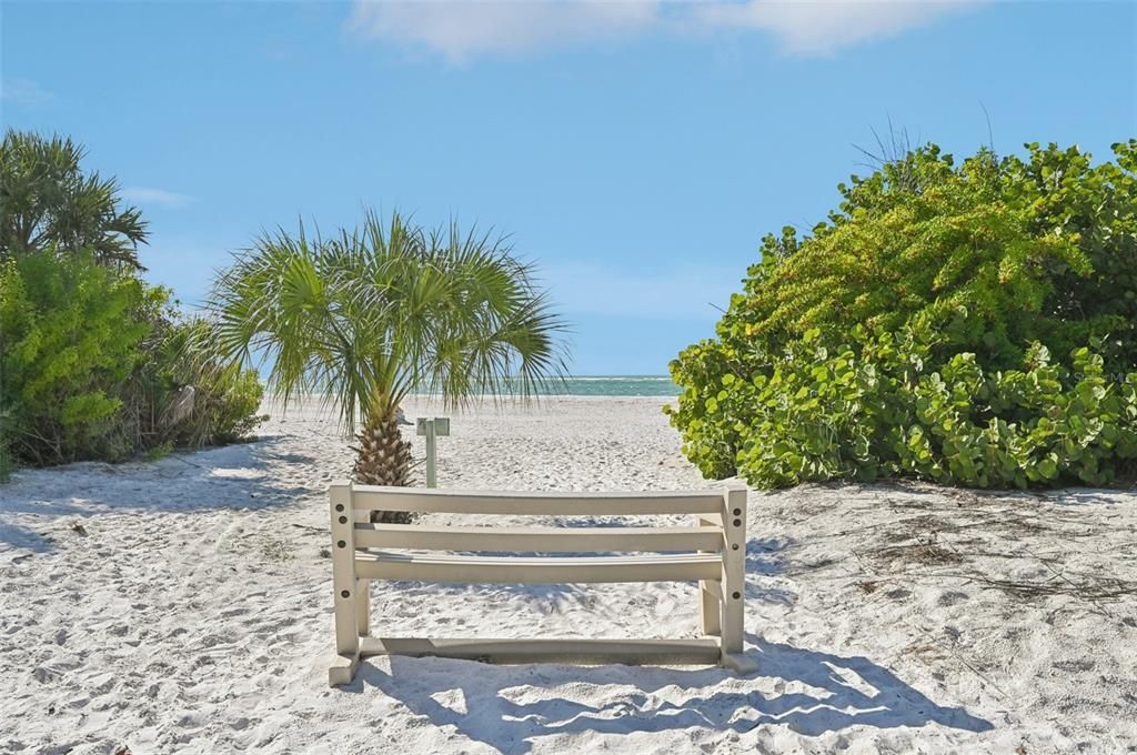 For Rent: $14,500 (4 beds, 4 baths, 3454 Square Feet)