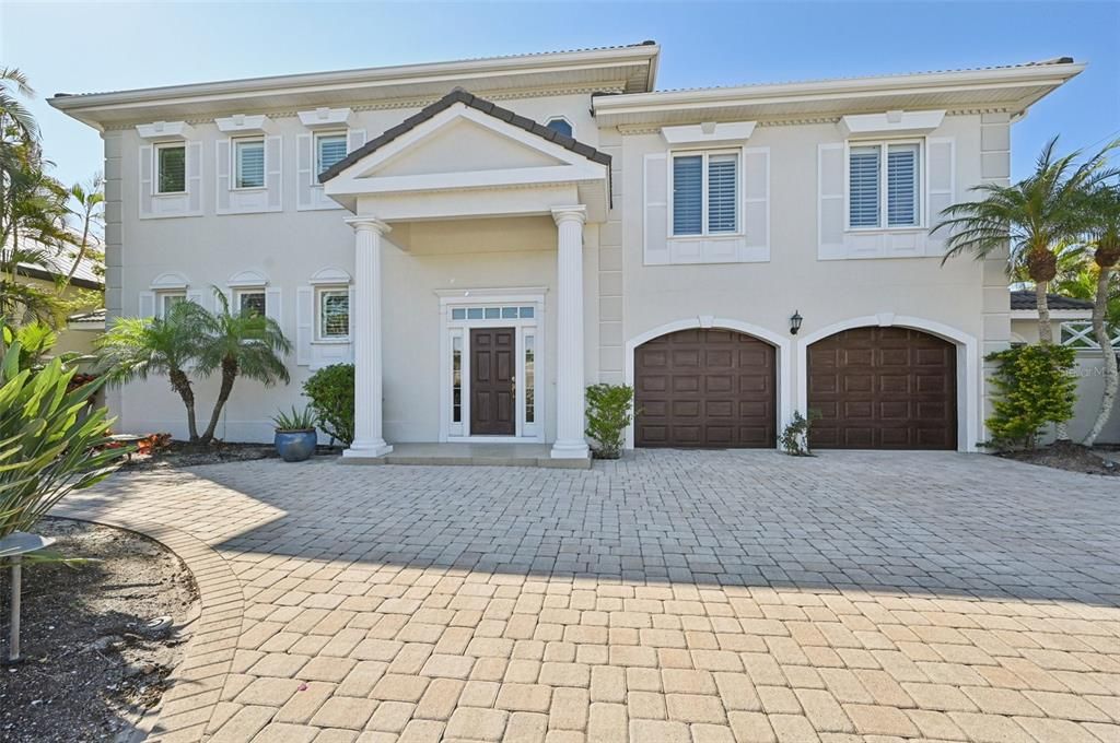 For Rent: $14,500 (4 beds, 4 baths, 3454 Square Feet)