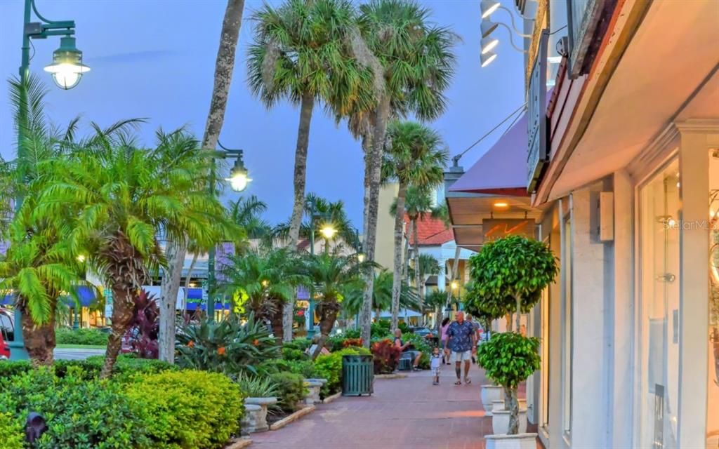 В аренду: $14,500 (4 спален, 4 ванн, 3454 Квадратных фут)