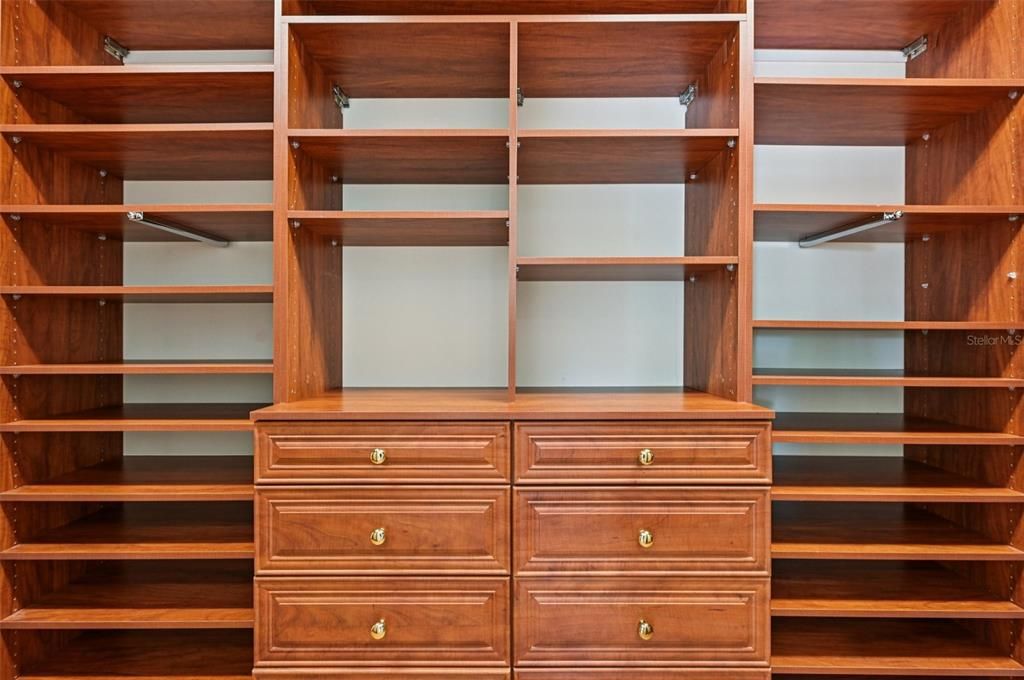 For Rent: $14,500 (4 beds, 4 baths, 3454 Square Feet)