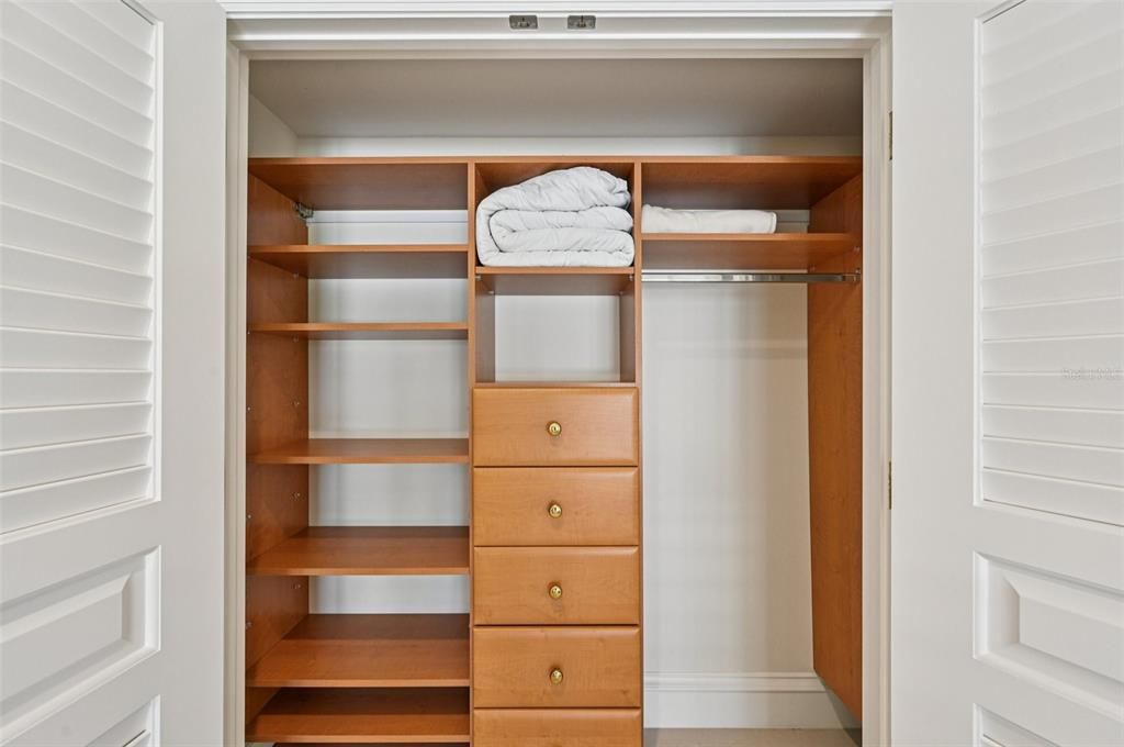 For Rent: $14,500 (4 beds, 4 baths, 3454 Square Feet)