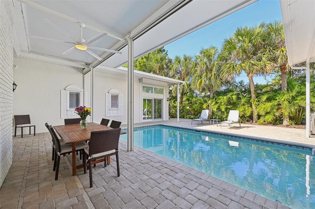 For Rent: $14,500 (4 beds, 4 baths, 3454 Square Feet)