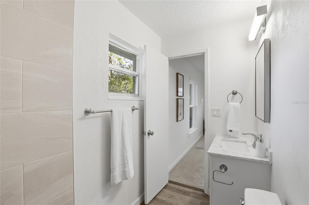 For Sale: $239,900 (3 beds, 2 baths, 1464 Square Feet)