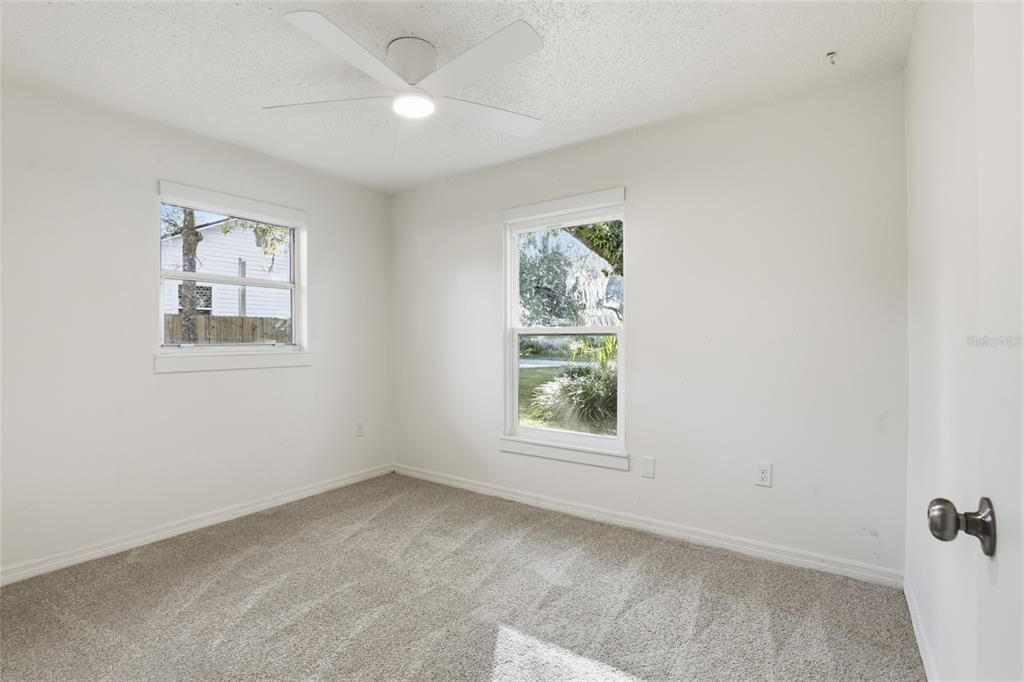 For Sale: $239,900 (3 beds, 2 baths, 1464 Square Feet)