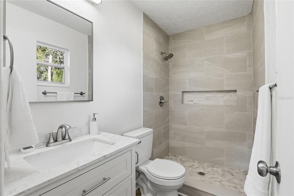 For Sale: $239,900 (3 beds, 2 baths, 1464 Square Feet)