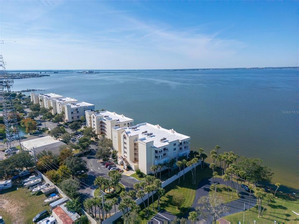 待售: $625,000 (3 贝兹, 2 浴室, 2187 平方英尺)