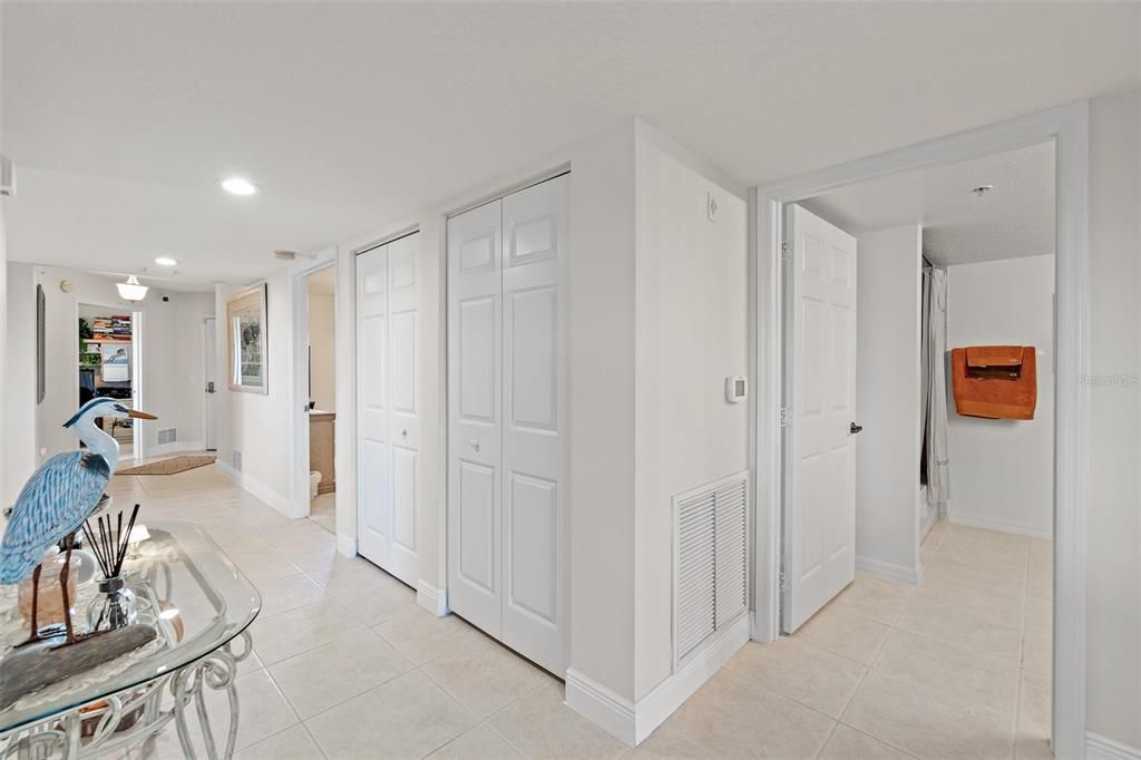 待售: $625,000 (3 贝兹, 2 浴室, 2187 平方英尺)