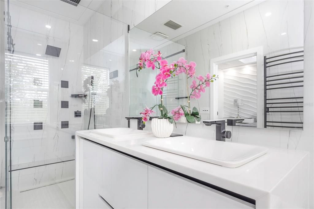 En Renta: $4,200 (3 camas, 2 baños, 1885 Pies cuadrados)