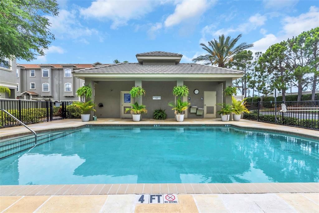 En Renta: $4,200 (3 camas, 2 baños, 1885 Pies cuadrados)