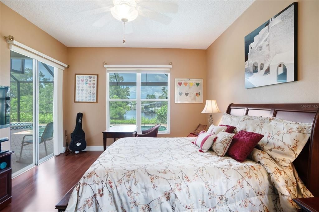 待售: $899,000 (4 贝兹, 2 浴室, 2267 平方英尺)