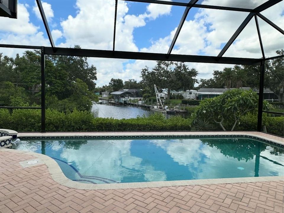 待售: $899,000 (4 贝兹, 2 浴室, 2267 平方英尺)