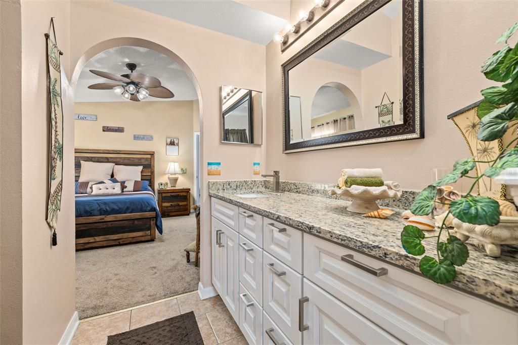 For Sale: $355,000 (3 beds, 2 baths, 1632 Square Feet)