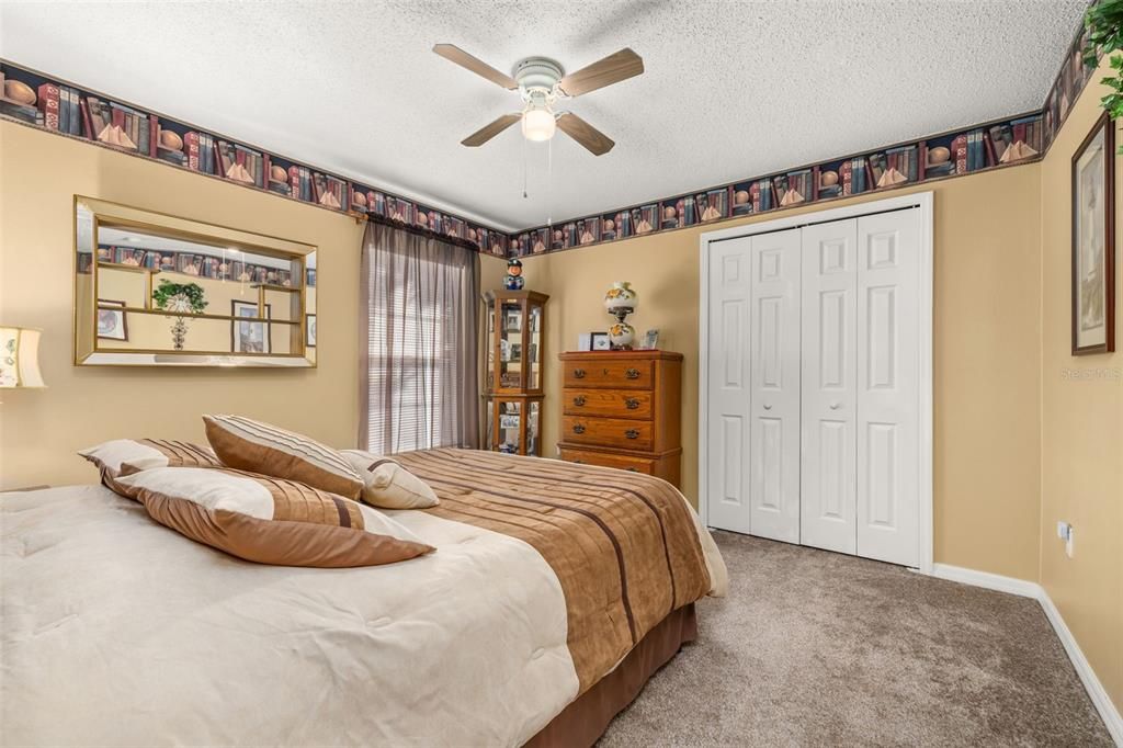 For Sale: $355,000 (3 beds, 2 baths, 1632 Square Feet)