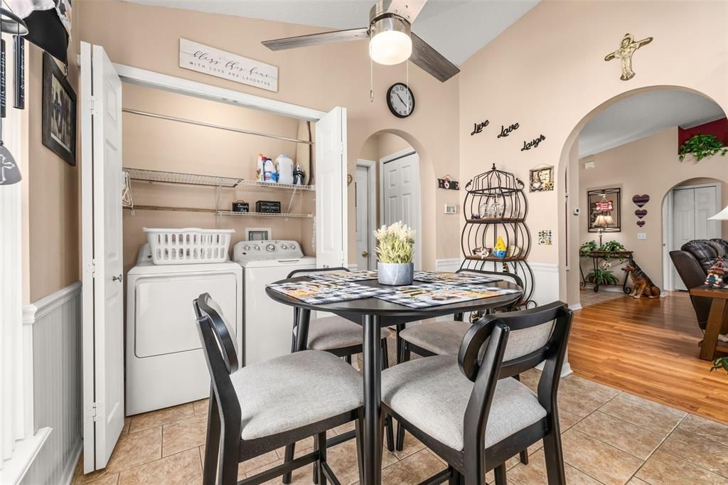 For Sale: $355,000 (3 beds, 2 baths, 1632 Square Feet)