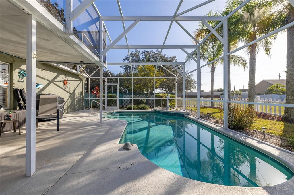 For Sale: $355,000 (3 beds, 2 baths, 1632 Square Feet)