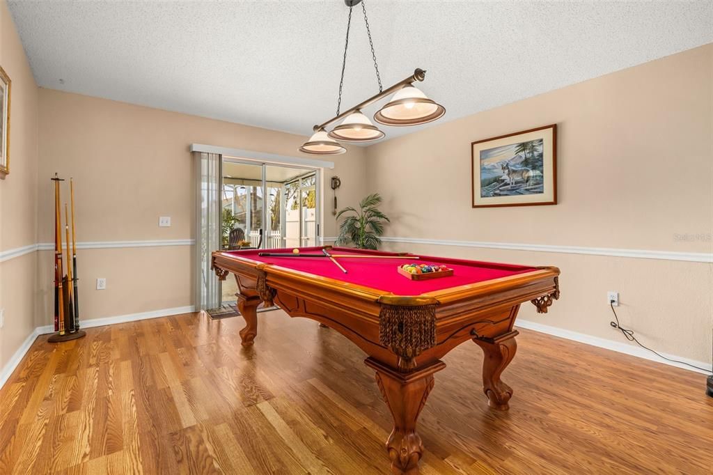 For Sale: $355,000 (3 beds, 2 baths, 1632 Square Feet)