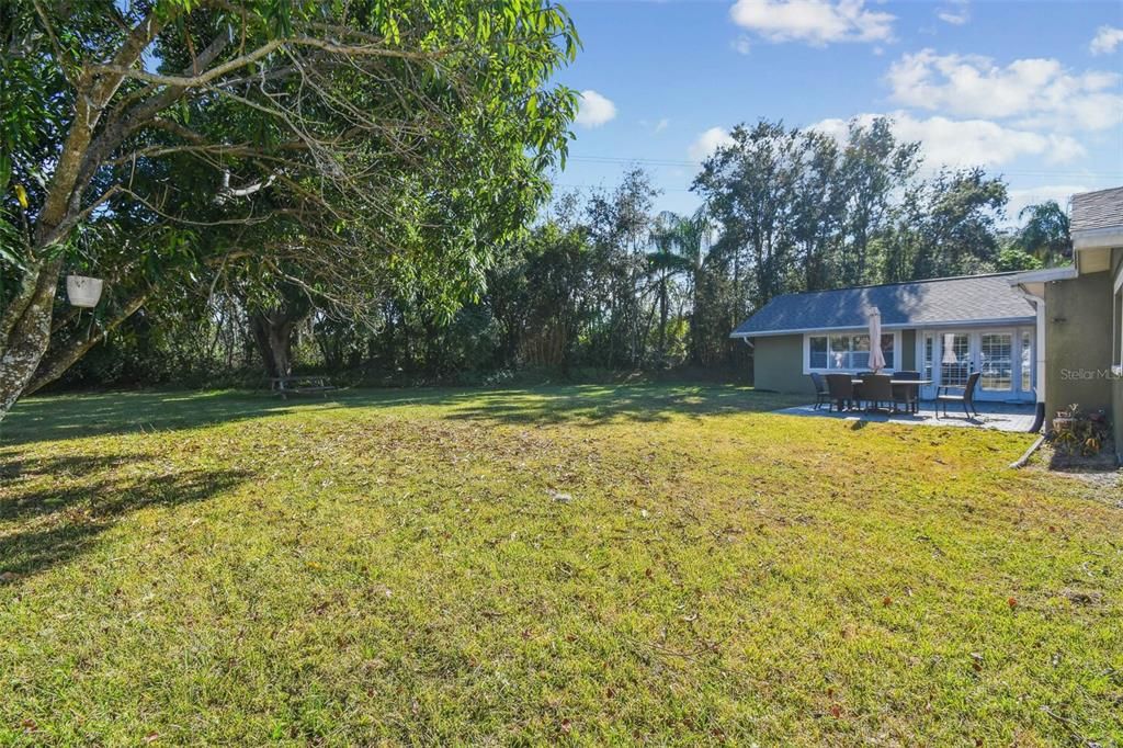 出租: $3,500 (5 贝兹, 3 浴室, 3030 平方英尺)