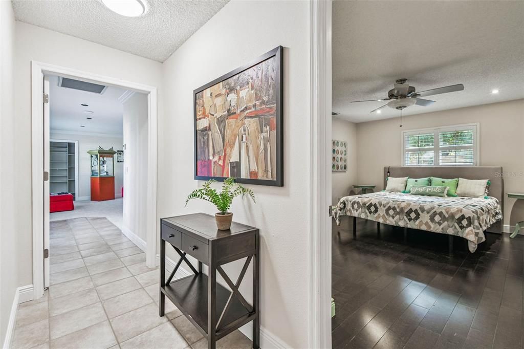 出租: $3,500 (5 贝兹, 3 浴室, 3030 平方英尺)